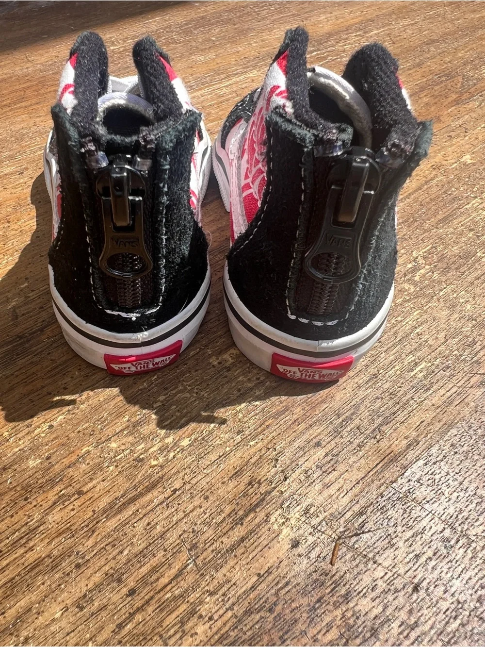 Vans Sk8-Hi Zip Toddler Size 4 Black Red White High Top Sneakers